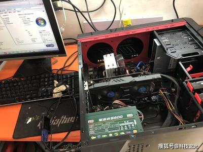 电脑维修套路深!表弟电脑不开机,老板拿显卡换电源还收300元!