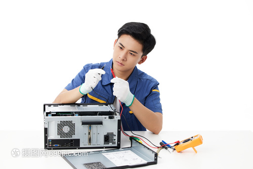 电脑维修里的匠心传承